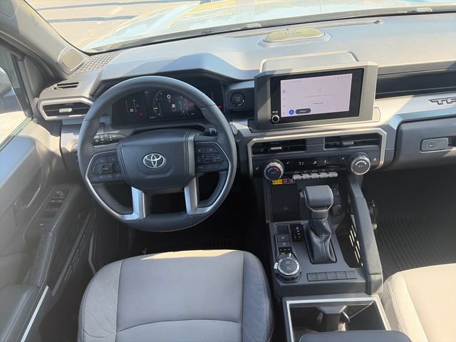 Used 2024 Toyota Tacoma SR5 AWD/4WD image 15