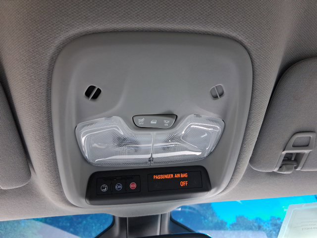 Used 2020 Chevrolet Bolt LT FWD image 22