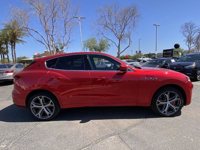 Used 2022 Maserati Levante Modena AWD/4WD image 2