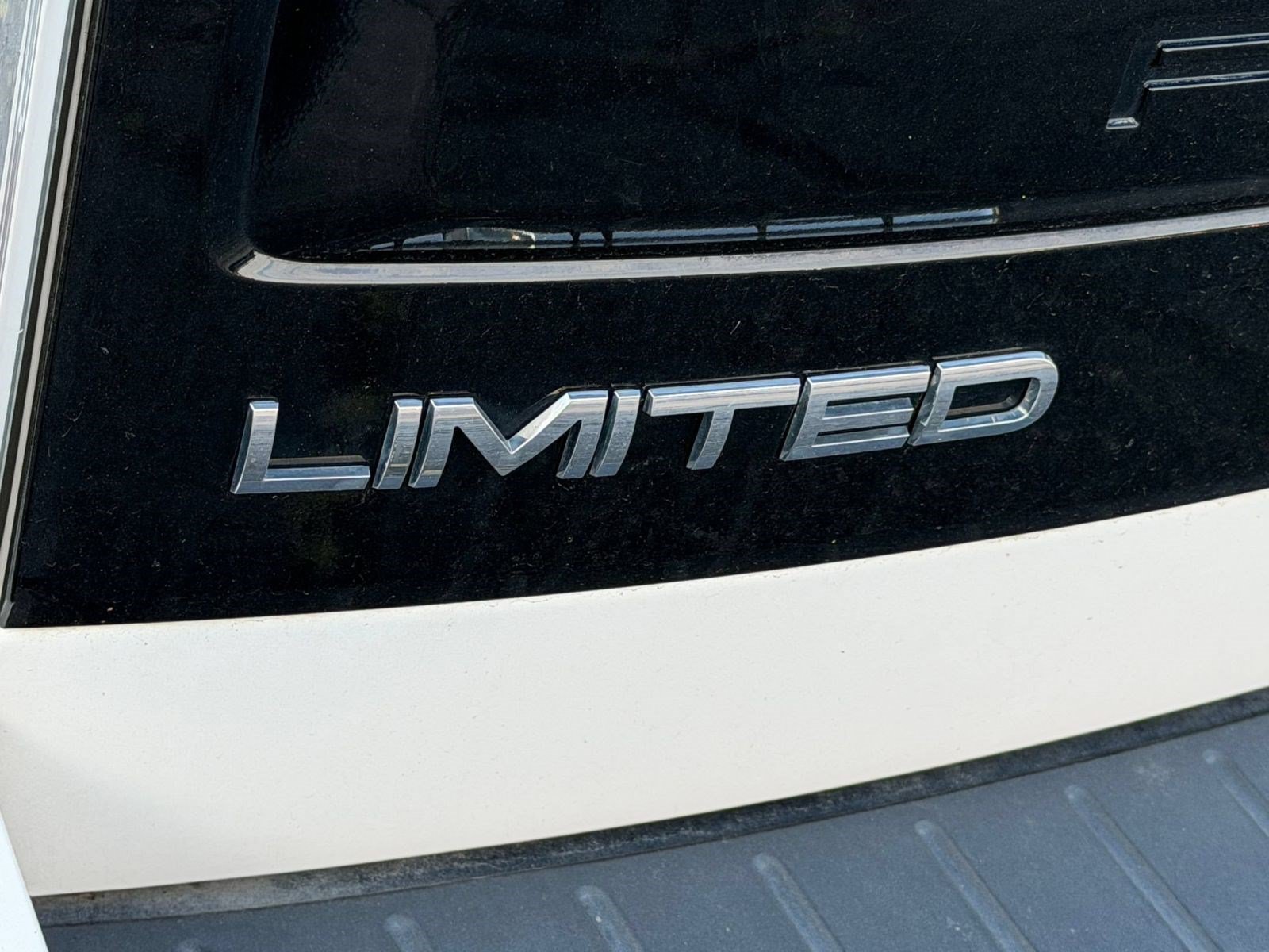 Used 2019 Ford Flex Limited w/ Equipment Group 303A AWD/4WD image 11