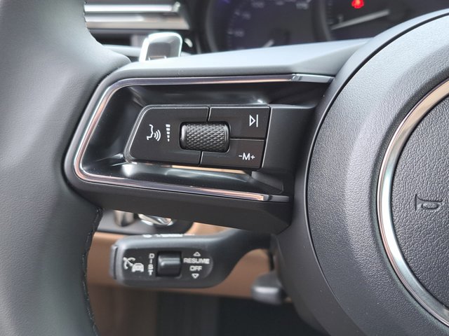 New 2026 Porsche Macan image 28