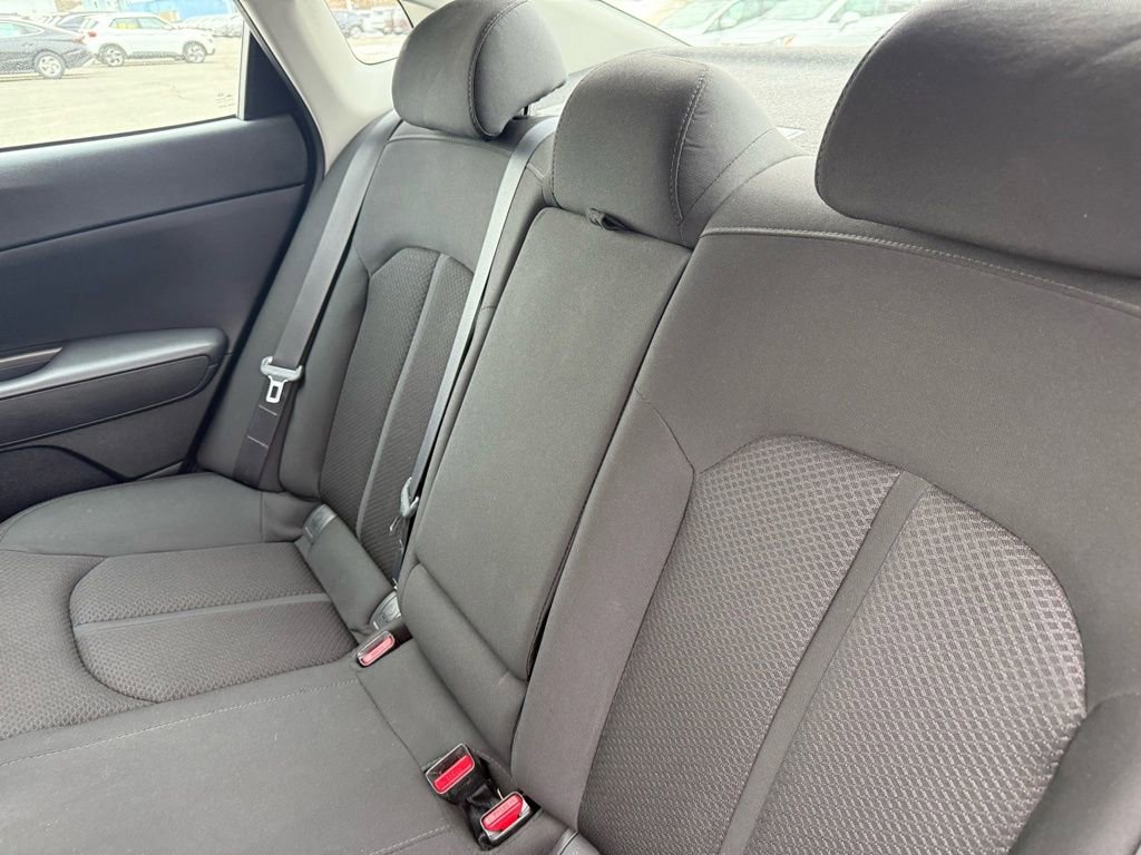 Used 2016 Kia Optima LX image 31