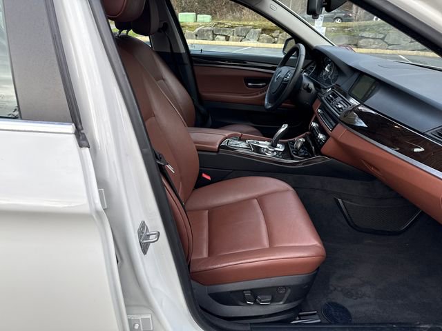 Used 2013 BMW 528i xDrive Sedan image 11