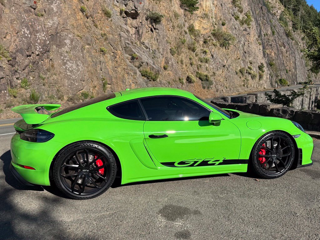 Used 2023 Porsche 718 Cayman GT4 RWD image 5