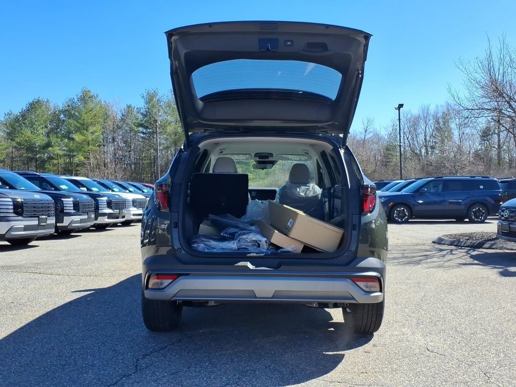 New 2026 Hyundai Tucson SE image 10