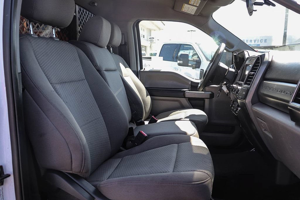 Used 2020 Ford F550 4x4 Regular Cab Super Duty image 21