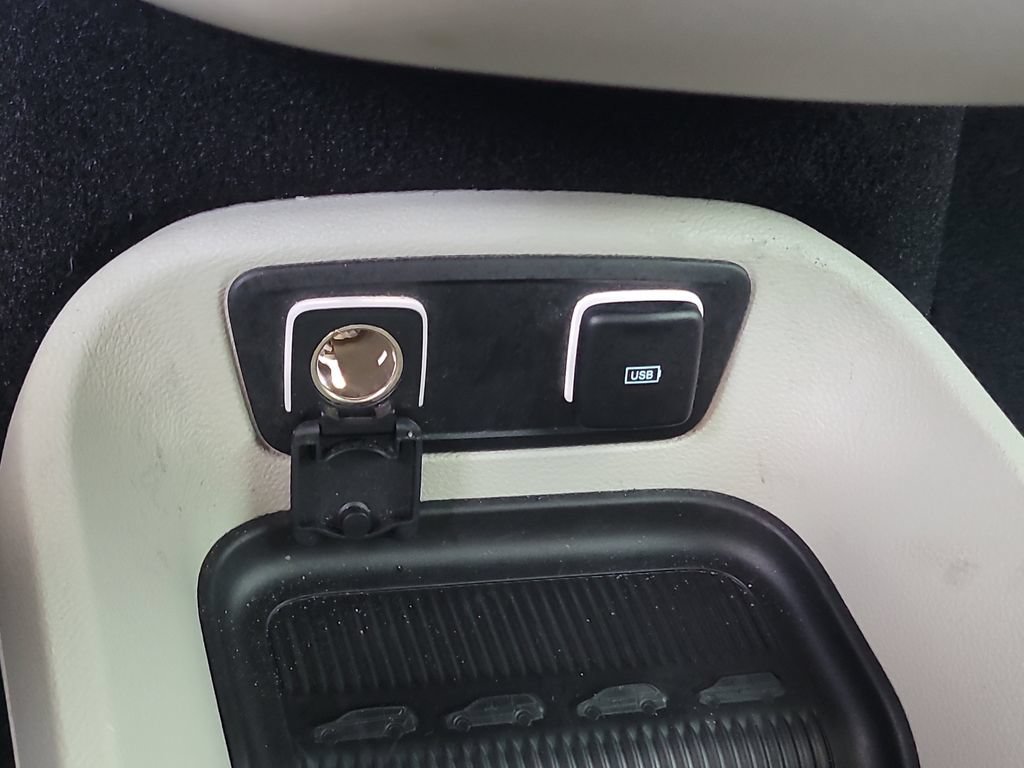 Certified 2017 Chrysler Pacifica Touring Plus w/ Security Group FWD image 29