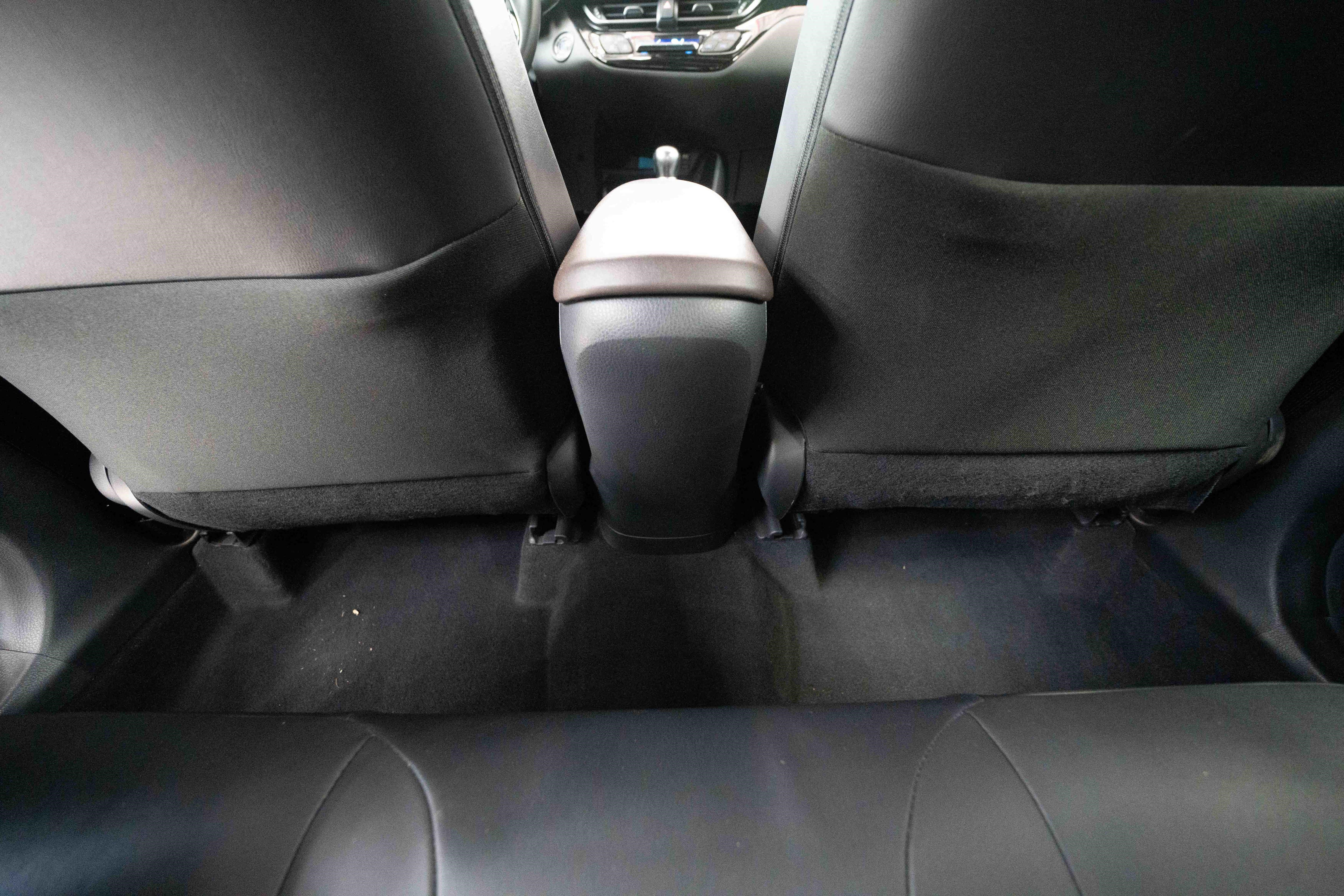 Used 2019 Toyota C-HR Limited FWD image 22