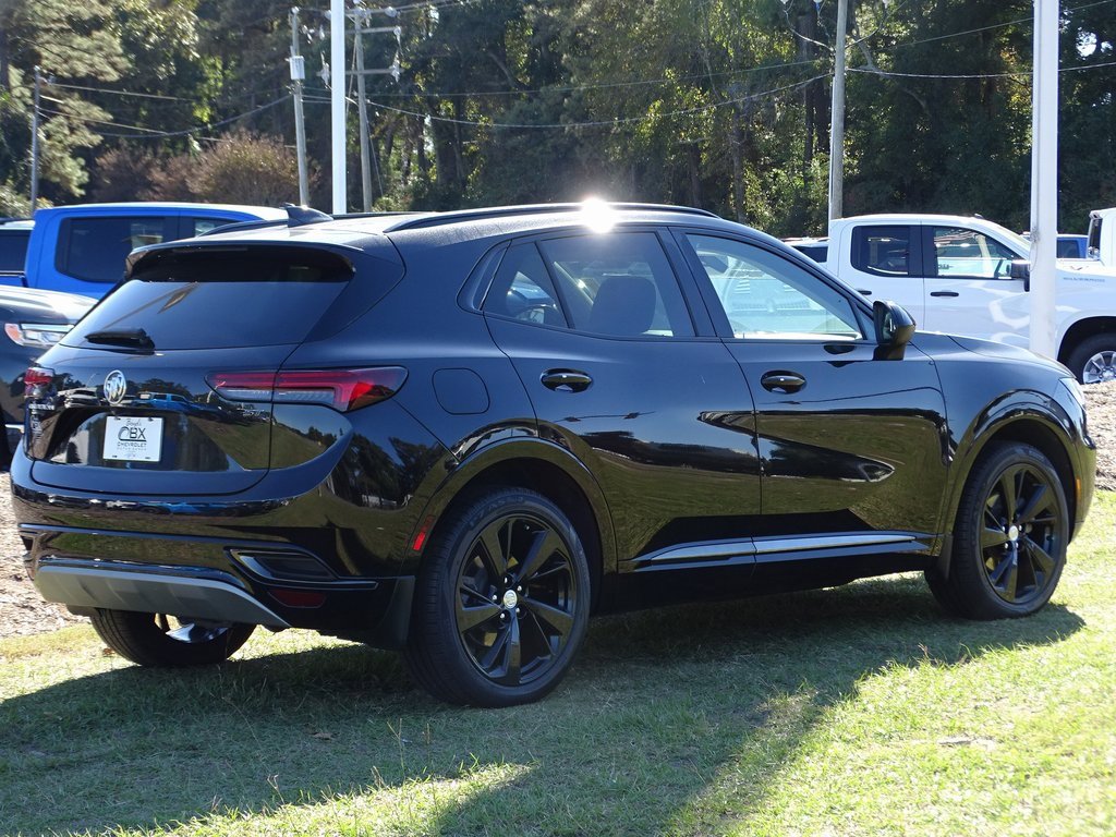 Used 2021 Buick Envision Essence w/ Technology Package I image 3