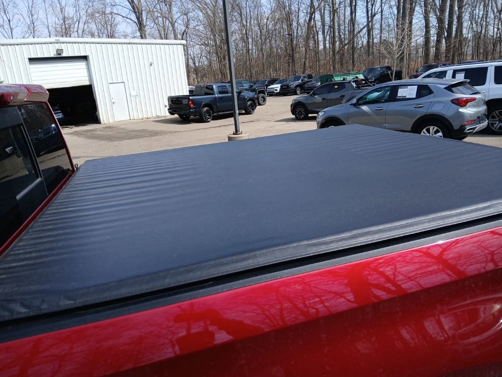 Used 2024 GMC Sierra 1500 AT4X image 10