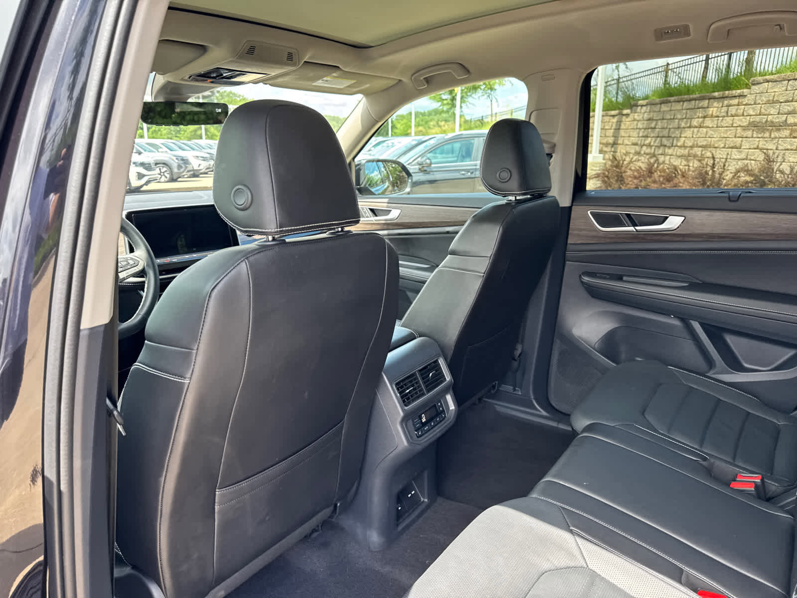 Certified 2024 Volkswagen Atlas SEL image 13