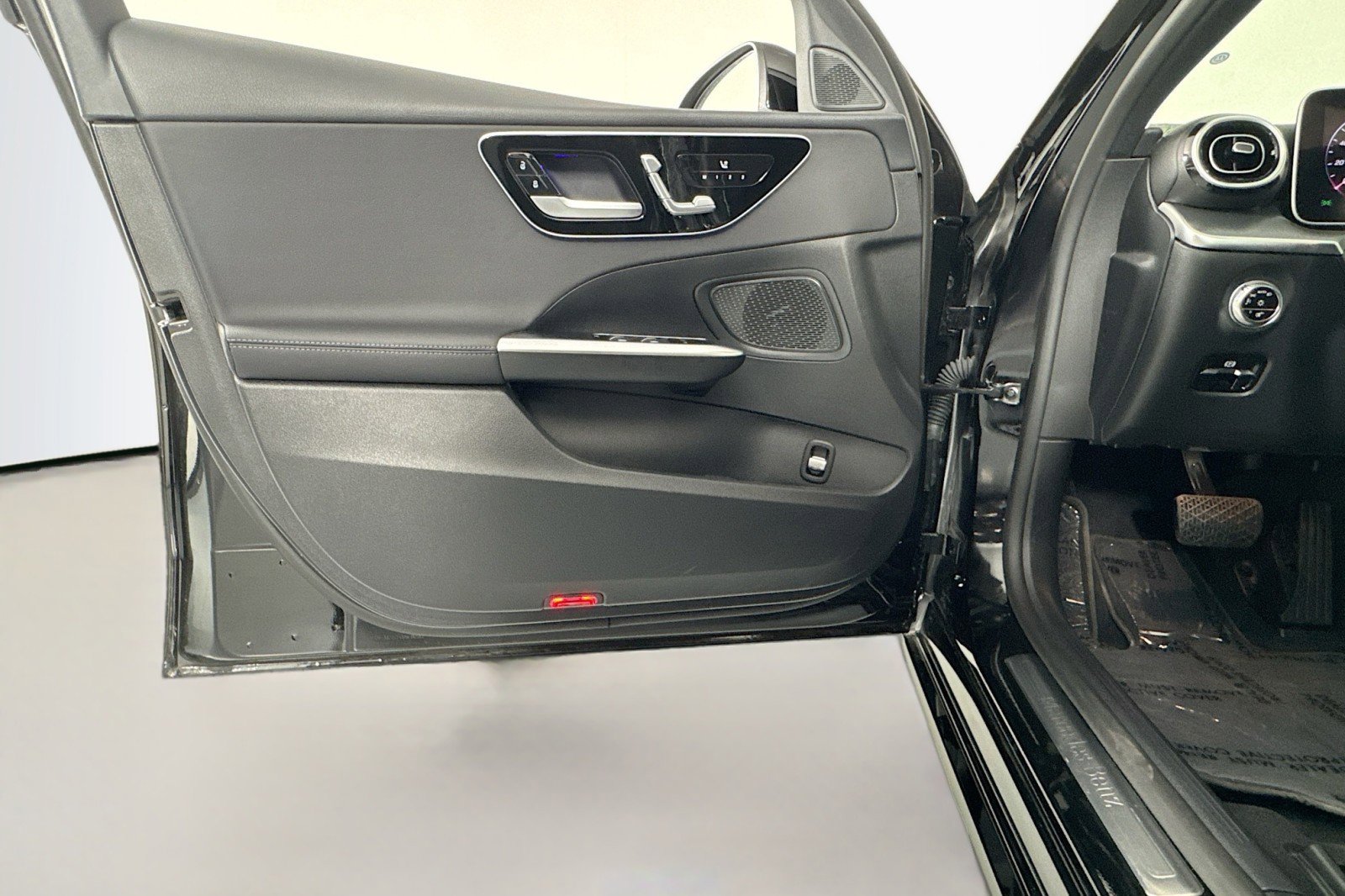 Certified 2024 Mercedes-Benz C 300 Sedan image 22