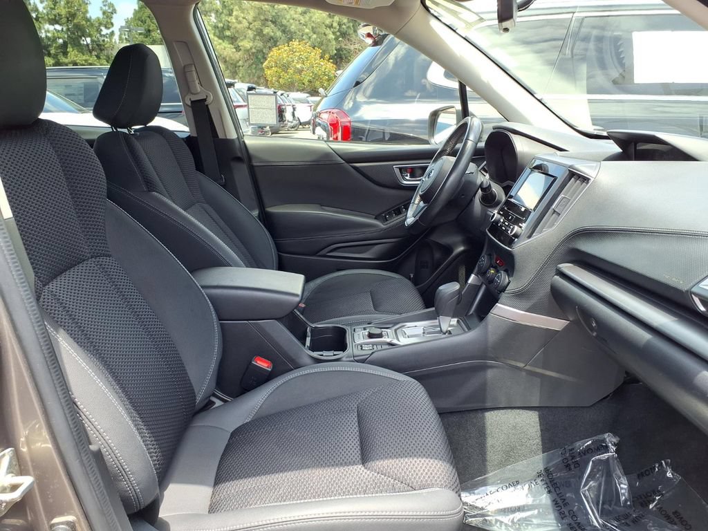 Used 2021 Subaru Forester Premium AWD/4WD image 8