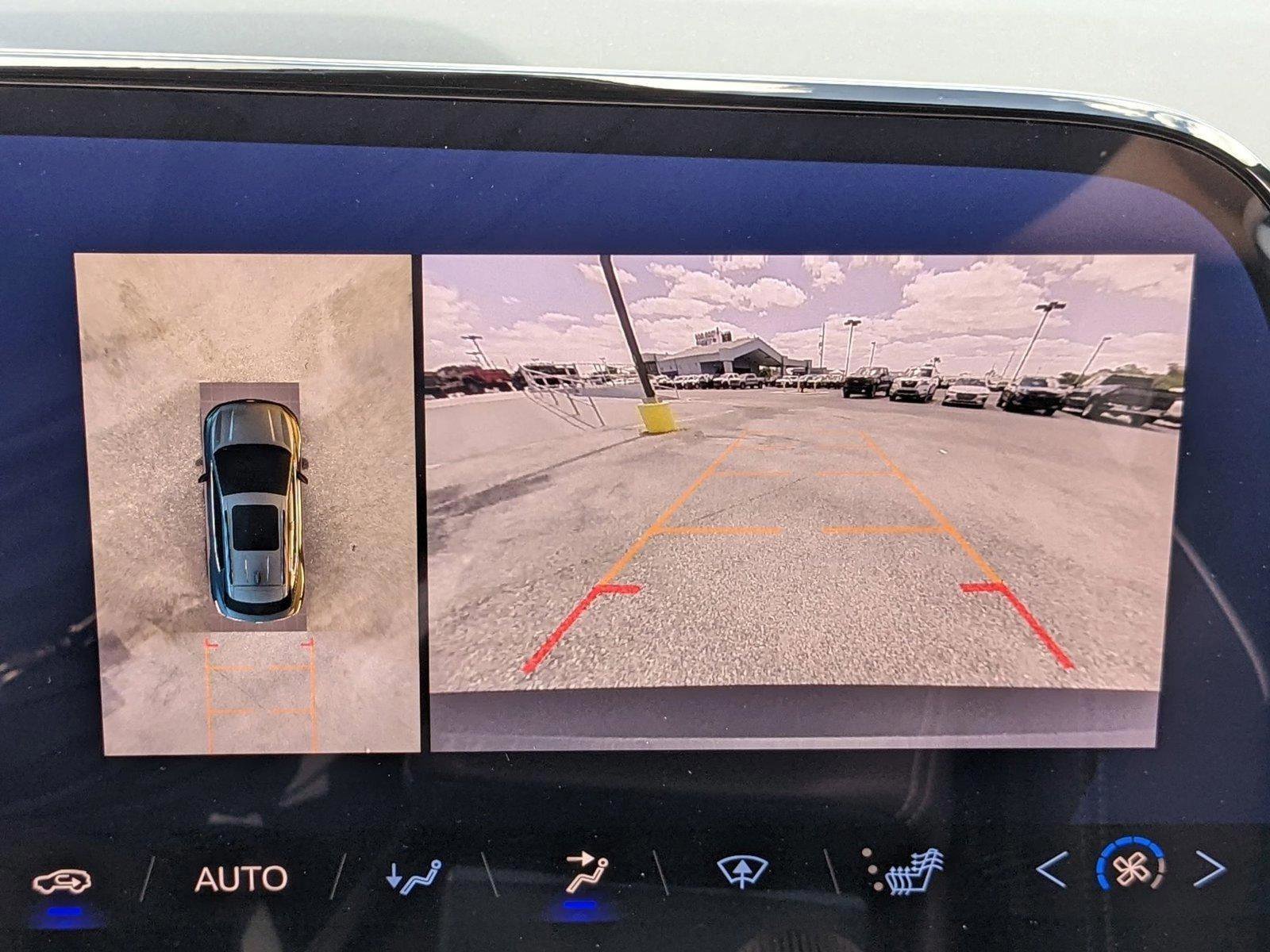 New 2025 Chevrolet Blazer EV LT AWD/4WD image 11