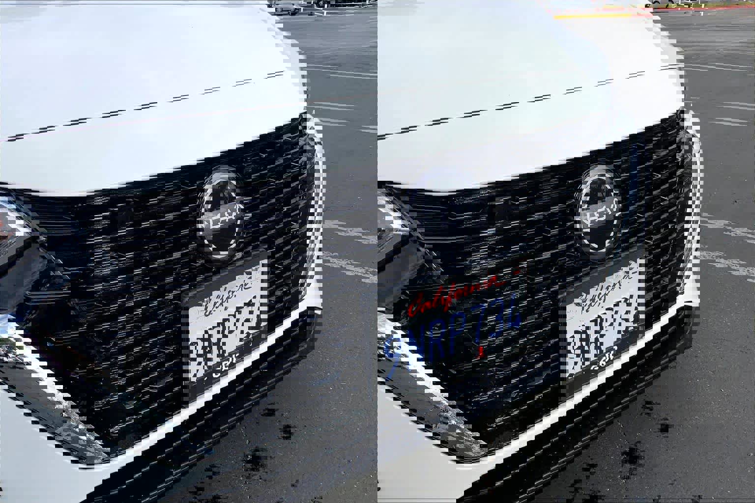 Used 2024 Nissan Sentra SV image 29