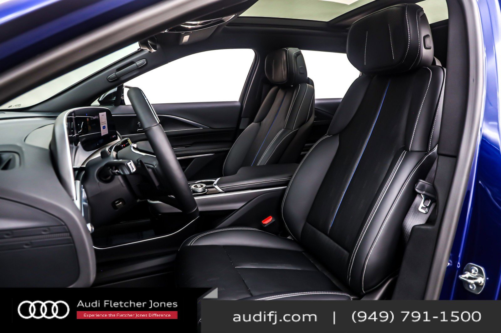 Used 2025 Cadillac Lyriq Sport image 17