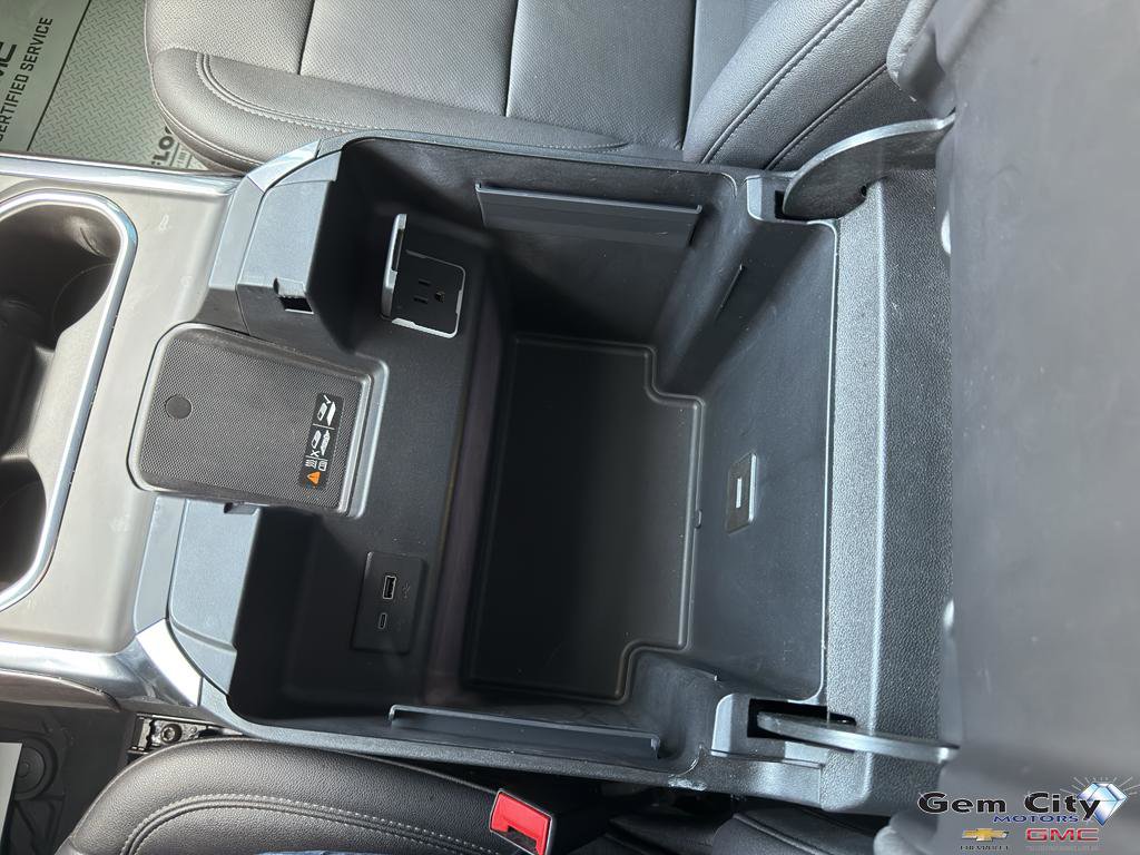 Used 2024 Chevrolet Silverado 2500 LTZ w/ LTZ Convenience Package image 24