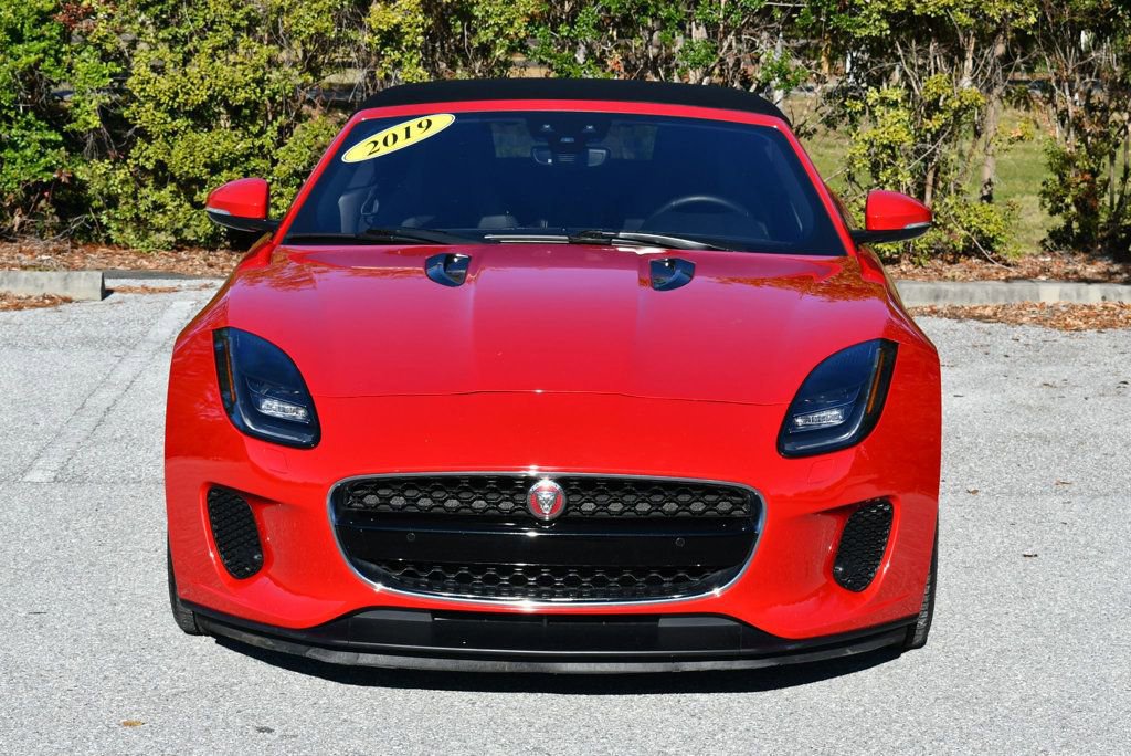 Used 2019 Jaguar F-TYPE Convertible image 43