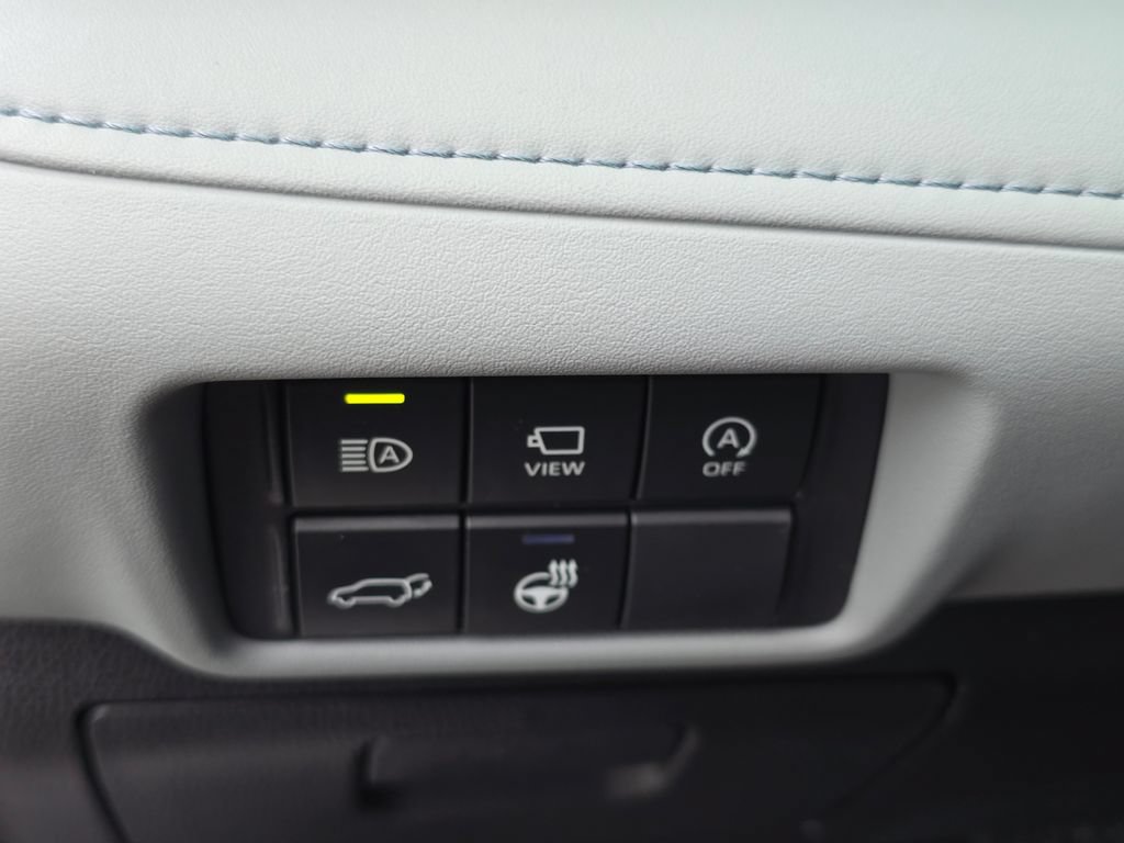 Used 2023 Toyota Highlander Platinum AWD/4WD image 23