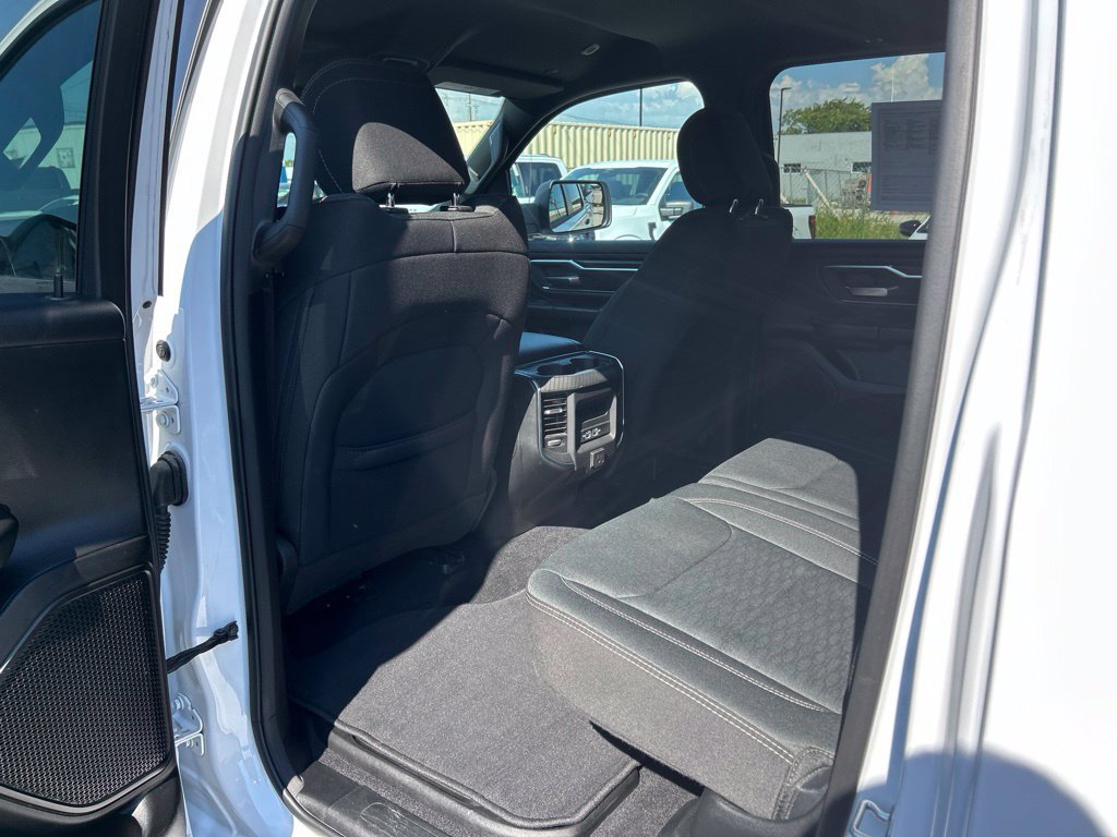Used 2025 RAM 1500 Big Horn AWD/4WD image 34
