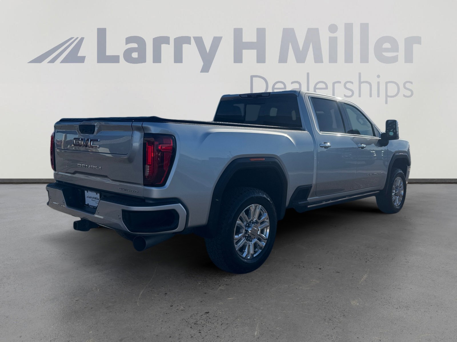 Used 2022 GMC Sierra 3500 Denali w/ Denali Ultimate Package image 5