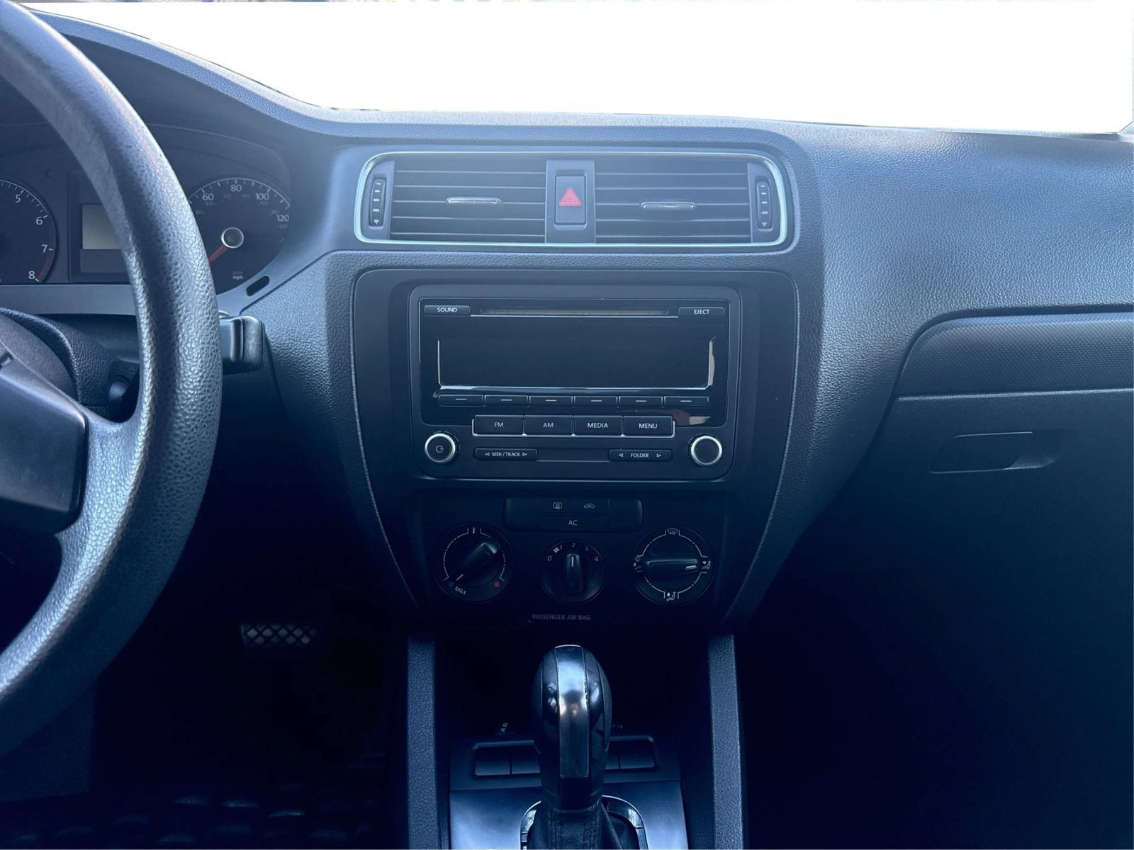 Used 2012 Volkswagen Jetta S FWD image 14