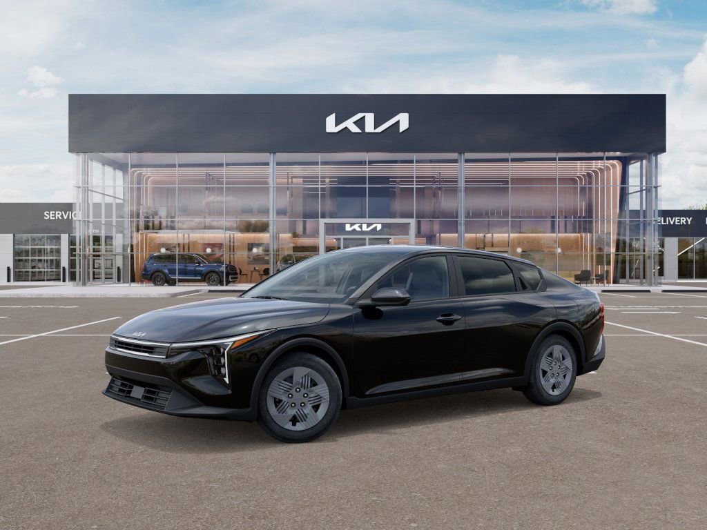 New 2025 Kia K4 LX image 3