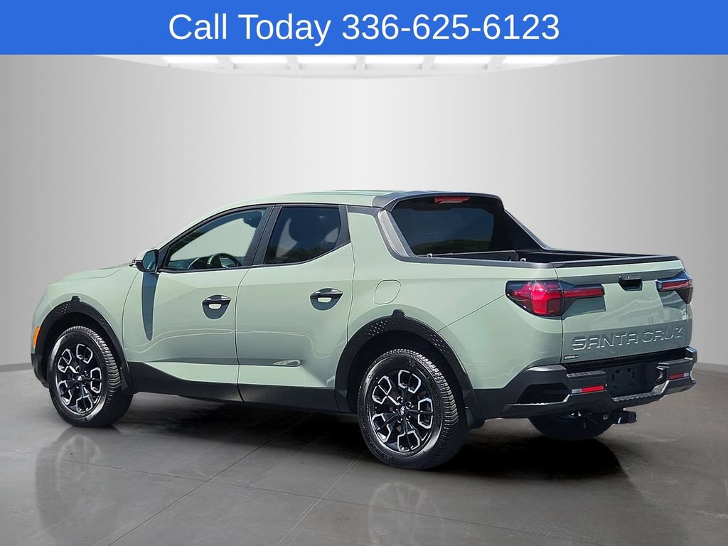 Used 2022 Hyundai Santa Cruz SEL FWD image 3