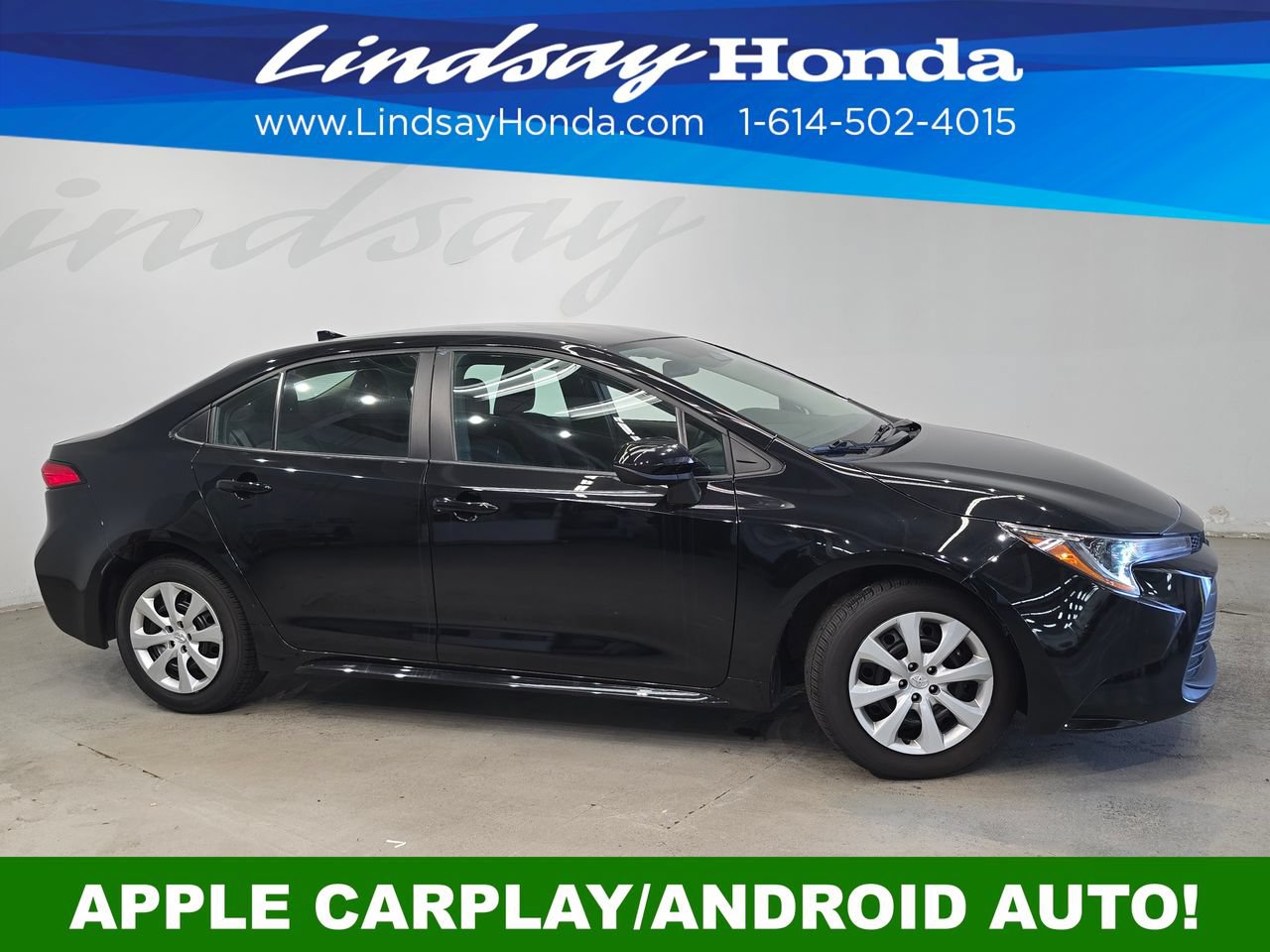 Used 2024 Toyota Corolla LE FWD image 3