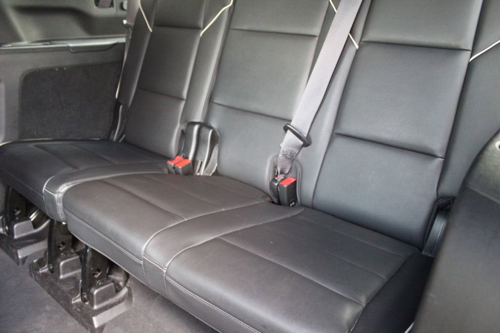 Used 2021 Cadillac Escalade ESV Premium Luxury w/ Driver Assist Tech Package image 24