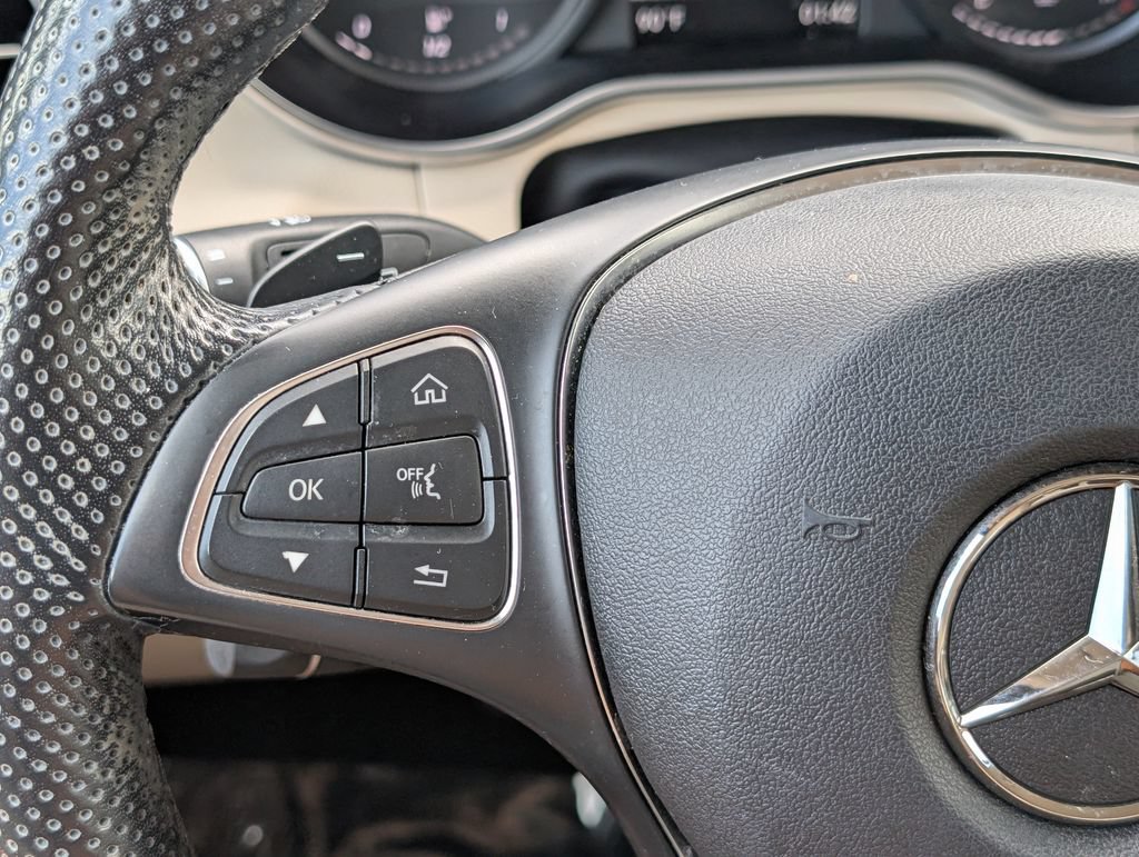 Certified 2019 Mercedes-Benz GLC 300 4MATIC image 26