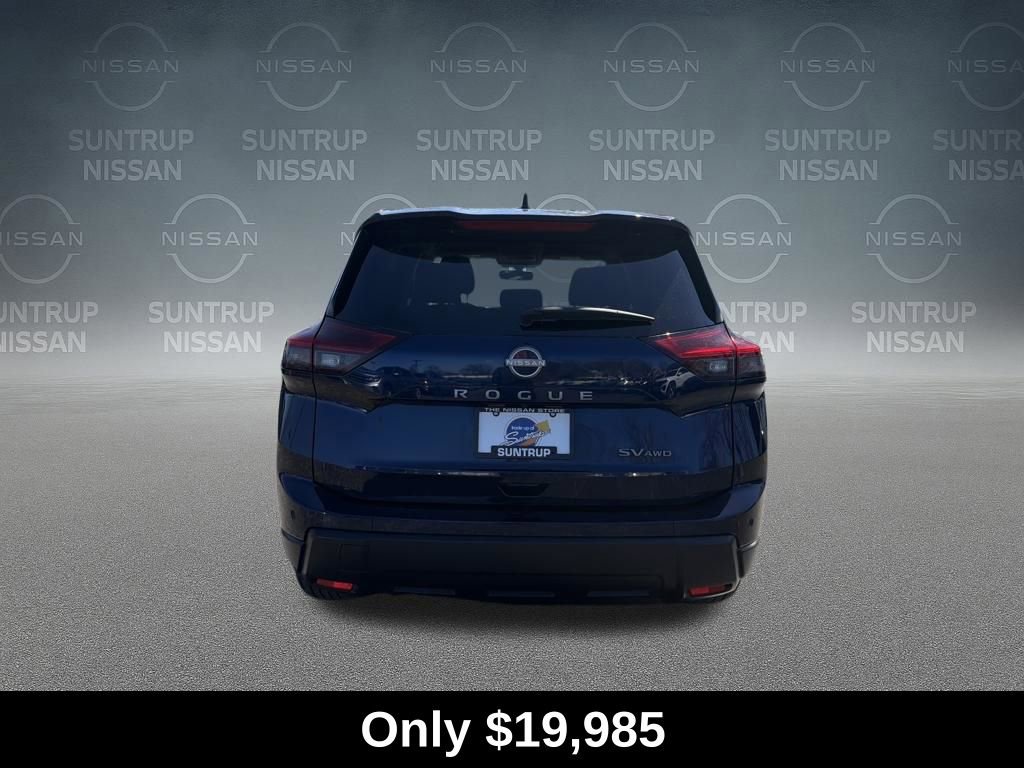 Used 2024 Nissan Rogue SV image 4