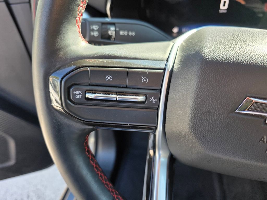 Used 2023 Chevrolet Colorado Z71 w/ Z71 Convenience Package 2 image 18