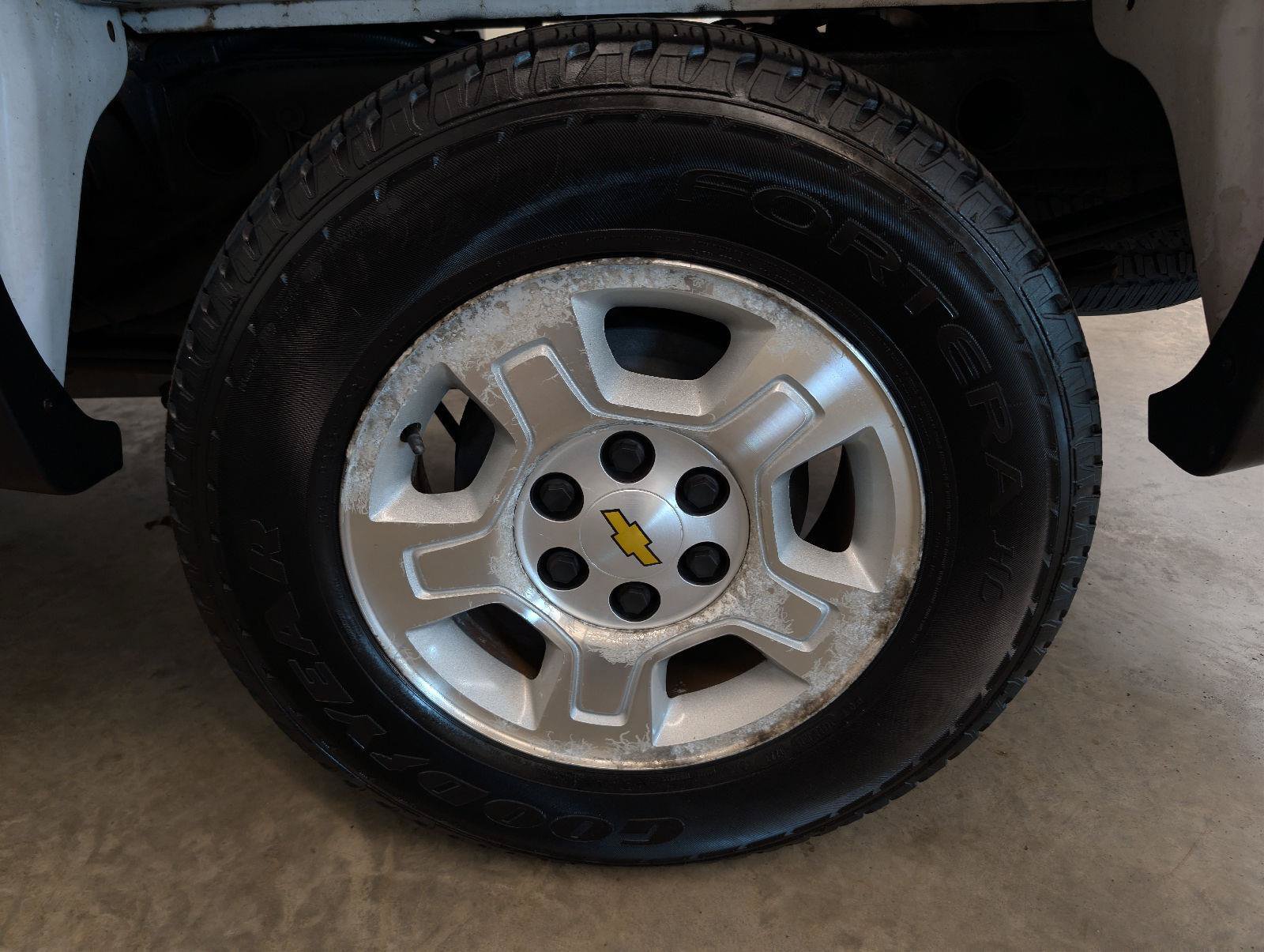 Used 2009 Chevrolet Silverado 1500 2WD Crew Cab w/ Exterior Plus Package image 43