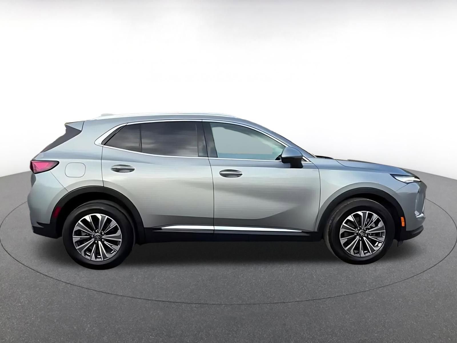 Used 2024 Buick Envision Preferred AWD/4WD image 16