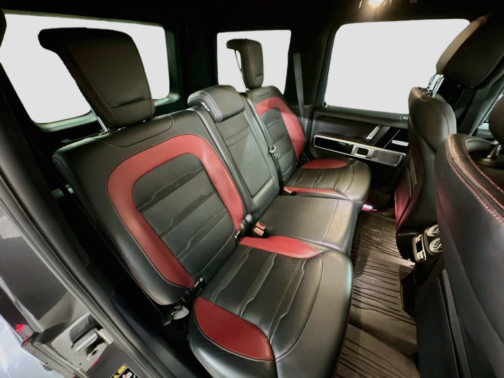 Used 2021 Mercedes-Benz G 63 AMG 4MATIC w/ G Manufaktur Interior Package image 28