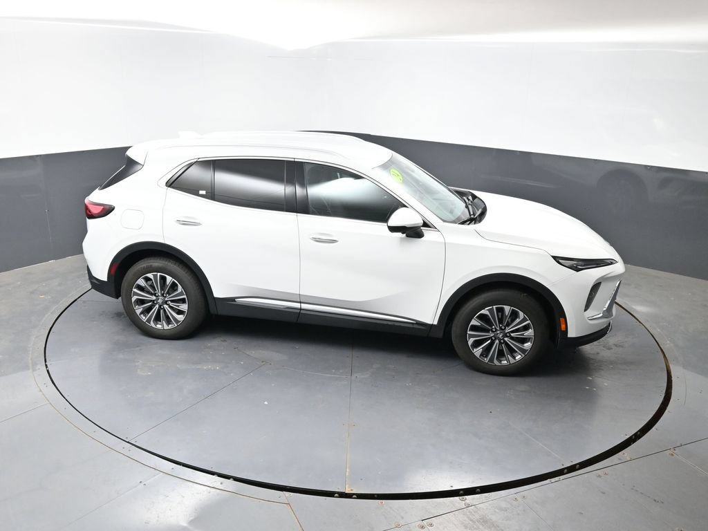 Used 2024 Buick Envision Preferred AWD/4WD image 42