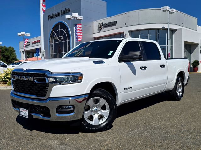 Used 2025 RAM 1500 Big Horn AWD/4WD image 3