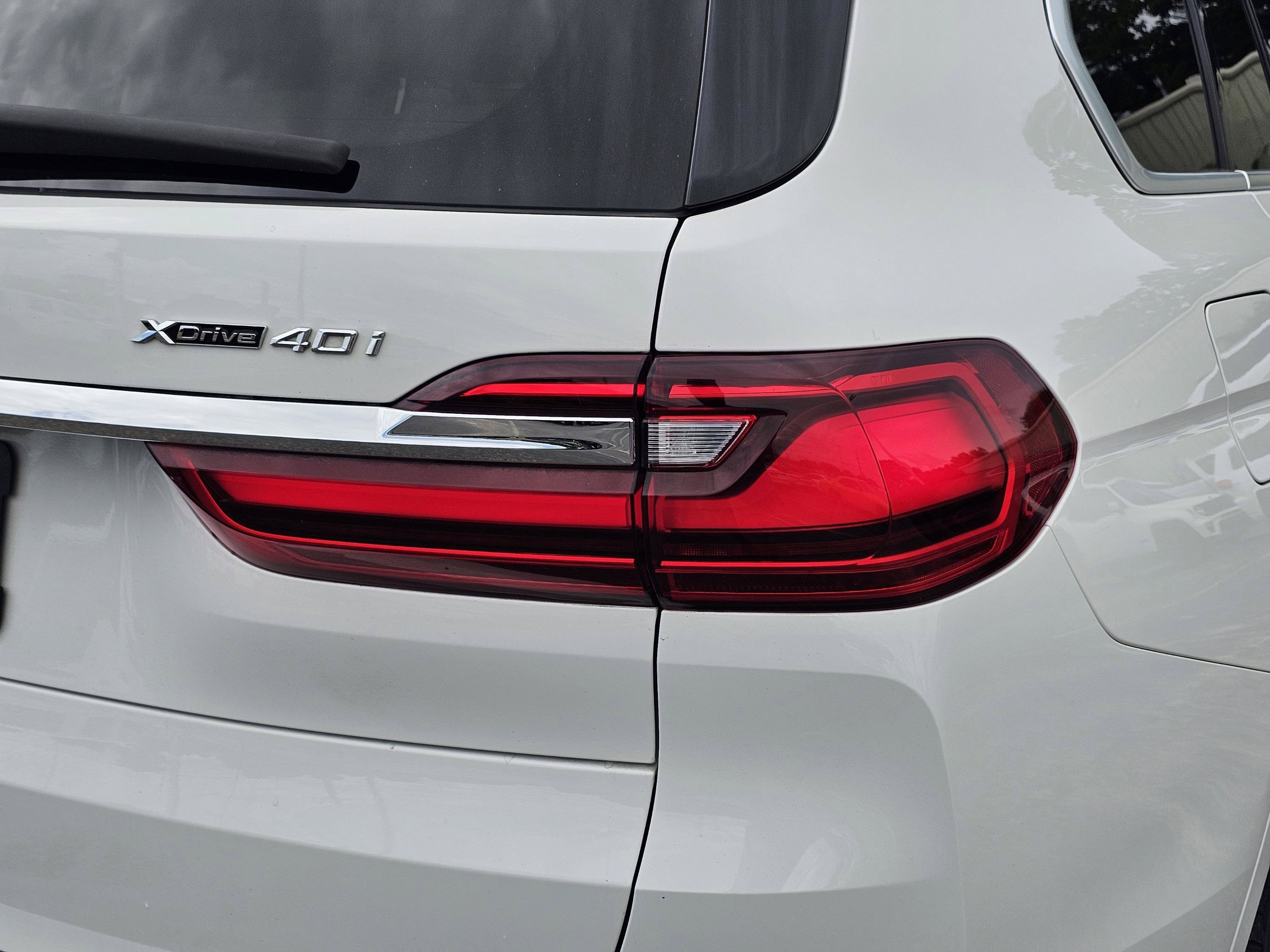 Used 2019 BMW X7 xDrive40i w/ Premium Package AWD/4WD image 9