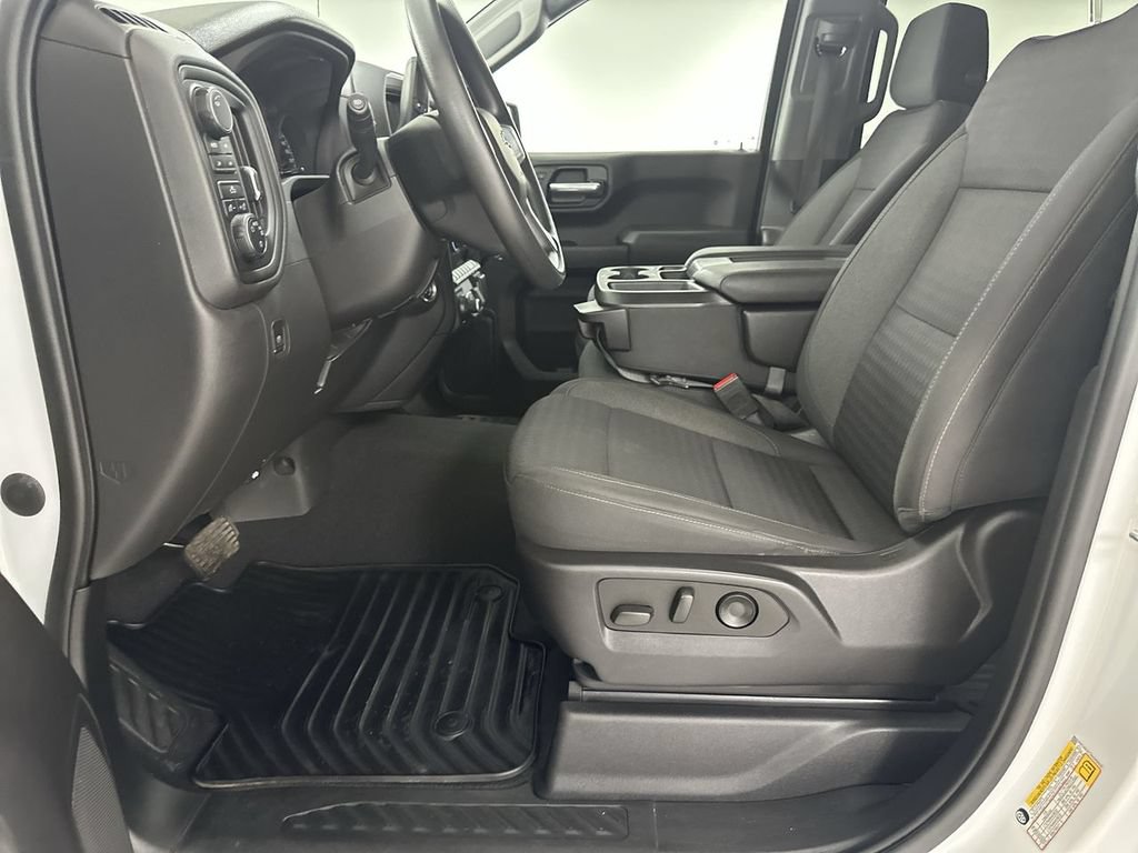 Used 2022 Chevrolet Silverado 1500 Custom Trail Boss AWD/4WD image 10