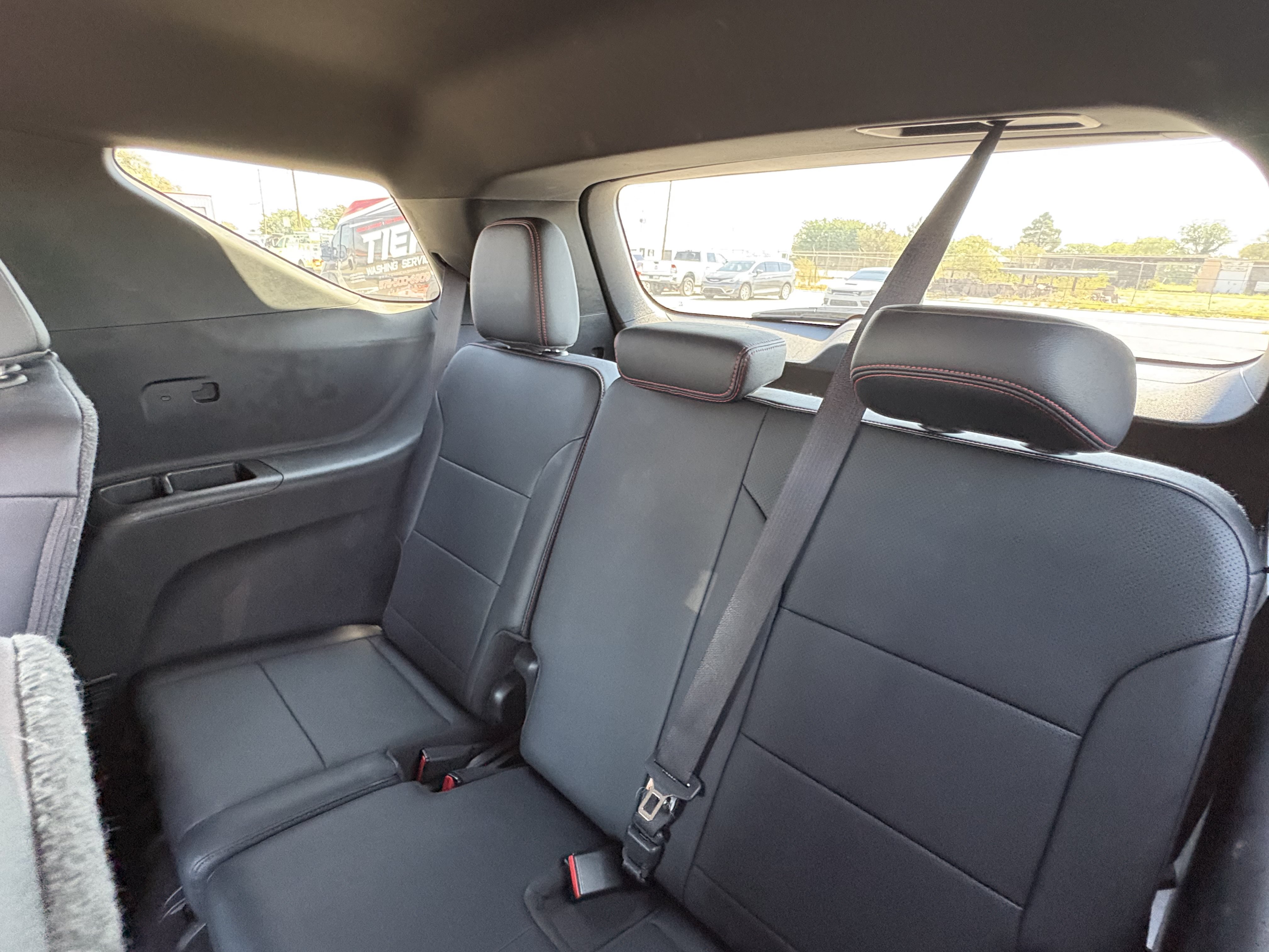 Used 2025 Chevrolet Traverse Z71 AWD/4WD image 24
