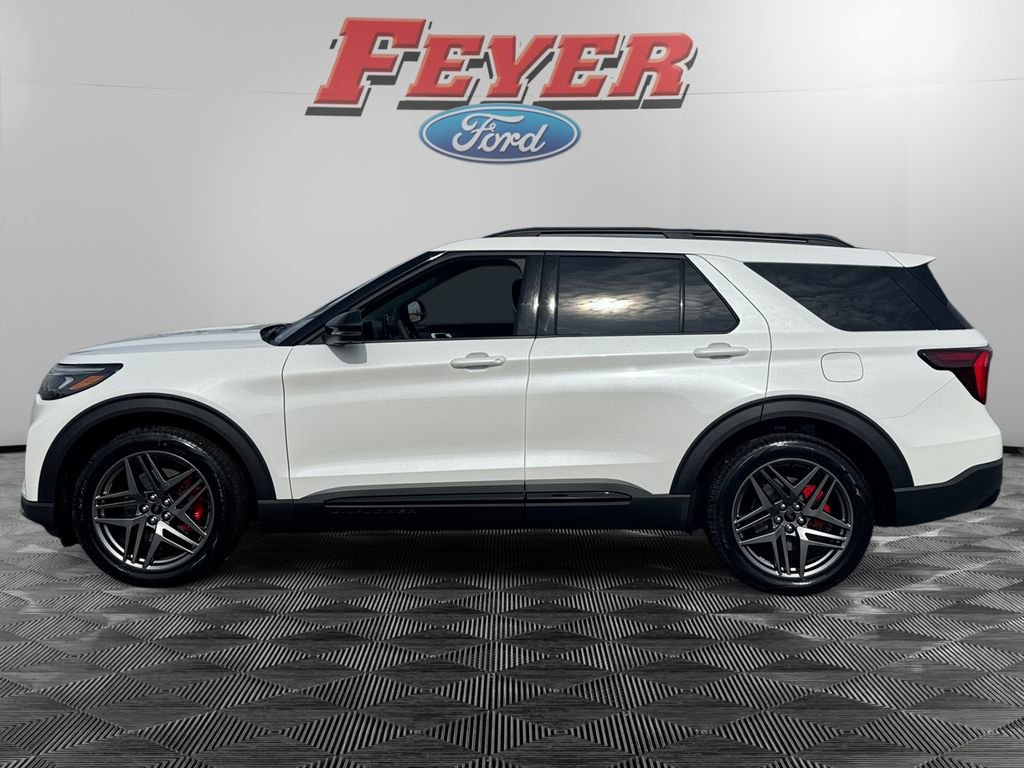 New 2026 Ford Explorer ST w/ Sun And Sound Package image 4