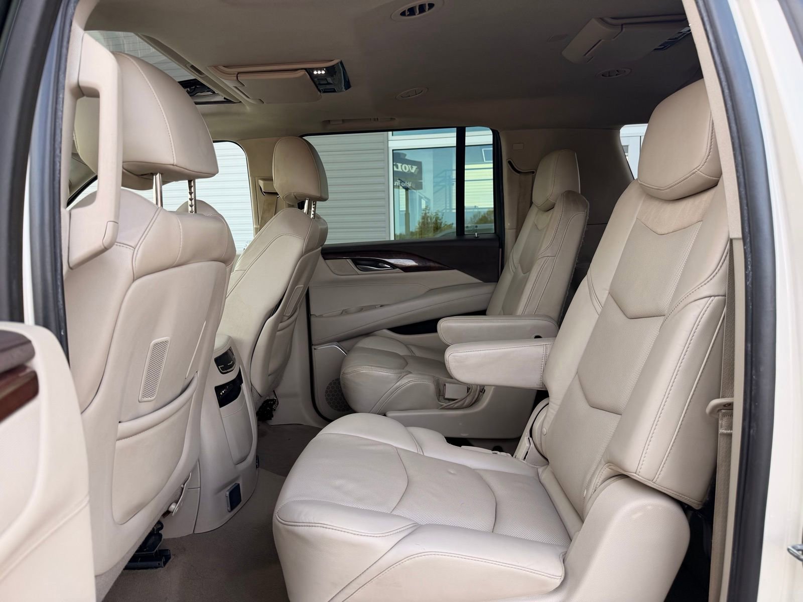 Used 2015 Cadillac Escalade ESV Premium AWD/4WD image 21