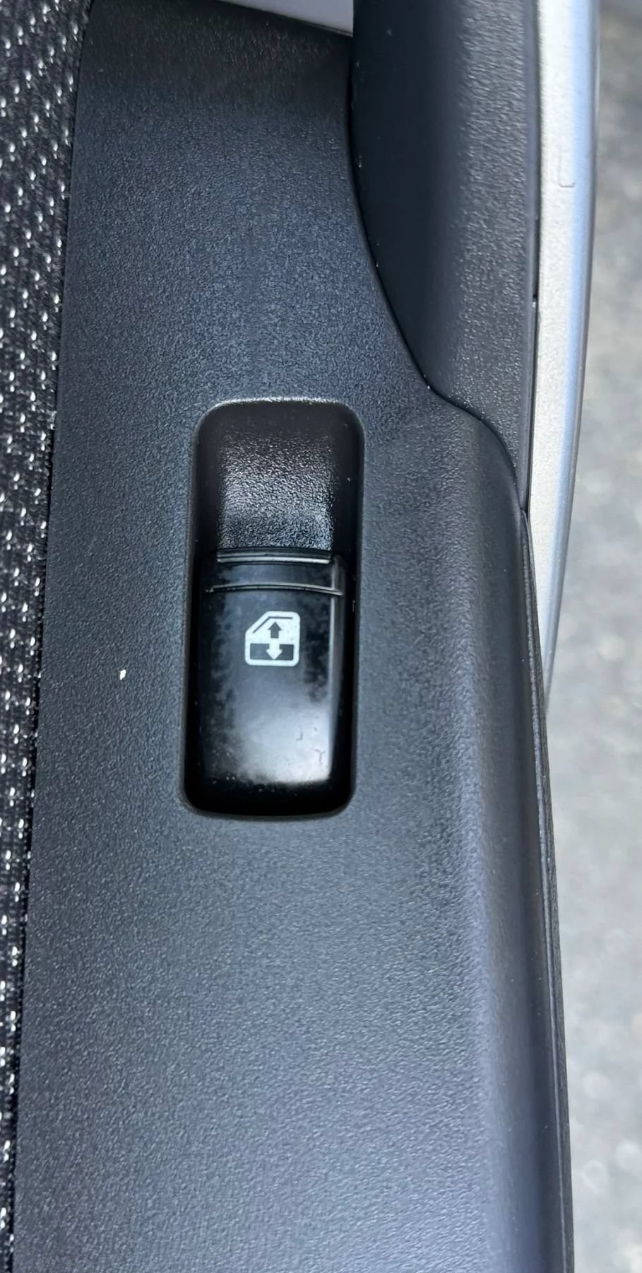 Used 2011 Chevrolet Aveo LT w/ Power and Convenience Package FWD image 22