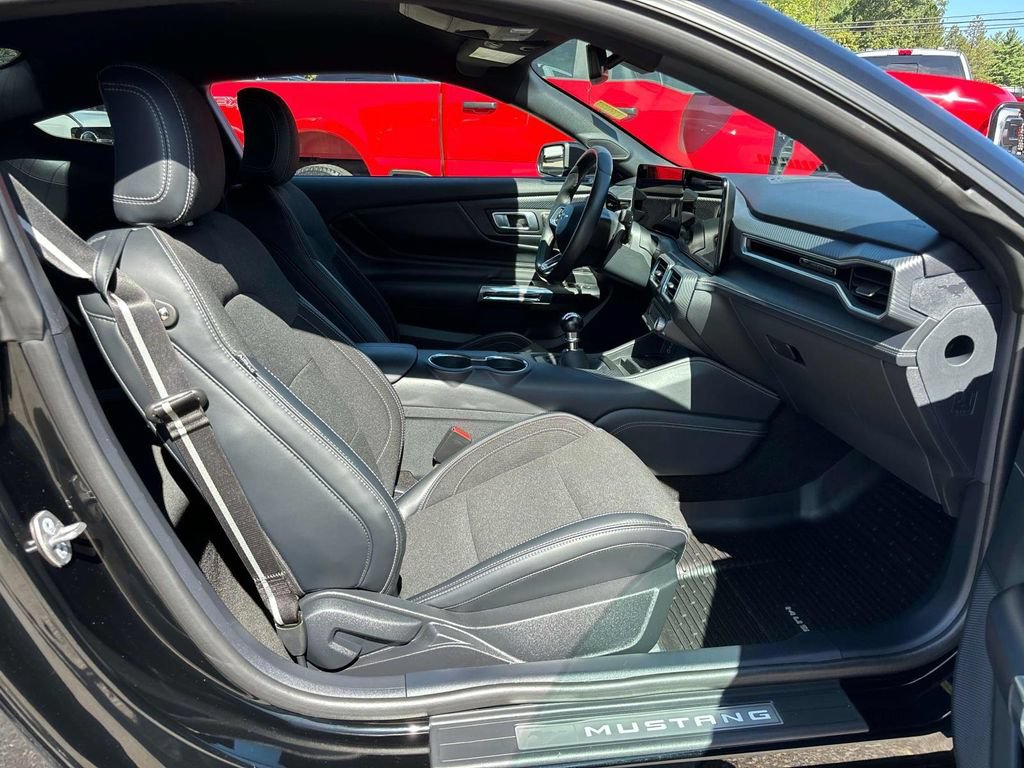 Used 2024 Ford Mustang GT Premium RWD image 14