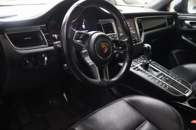 Used 2018 Porsche Macan GTS w/ Premium Package Plus image 22