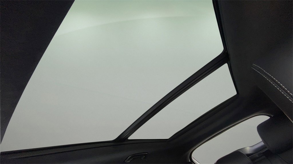 Used 2023 Genesis GV70 3.5T Sport w/ Sport Prestige Package image 13