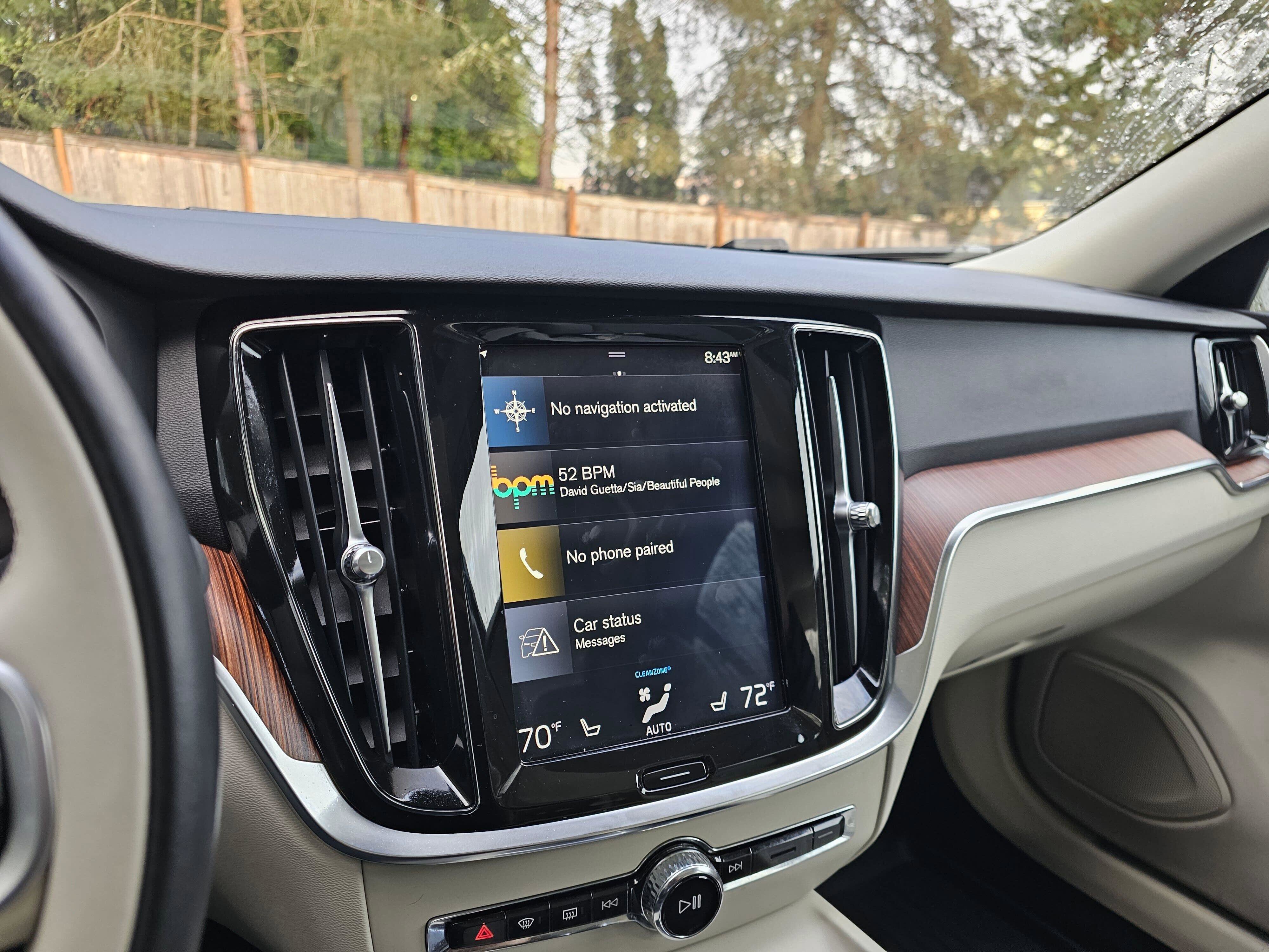 Used 2020 Volvo S60 T5 Momentum FWD image 24