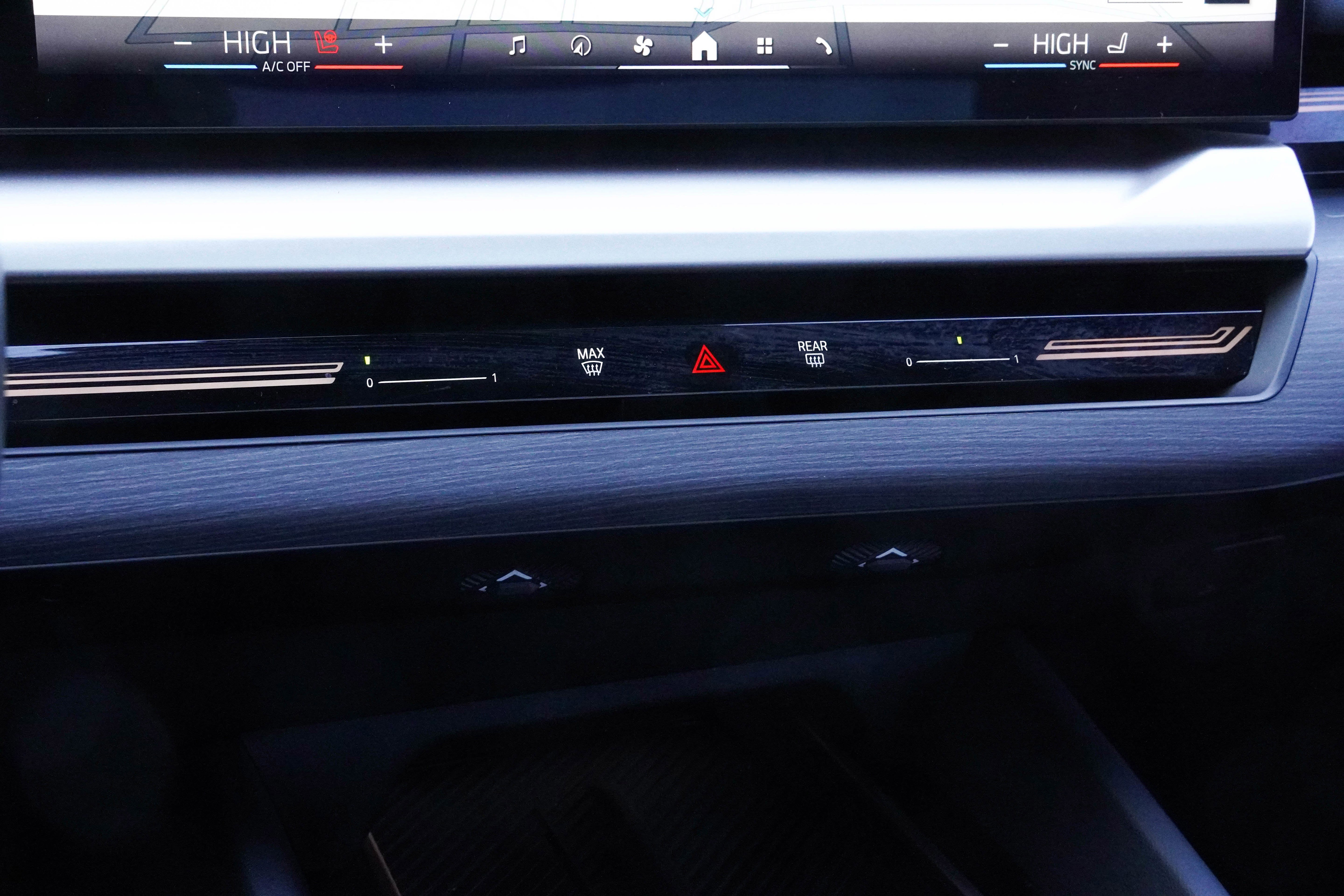 Certified 2024 BMW 530i w/ Executive Package image 29