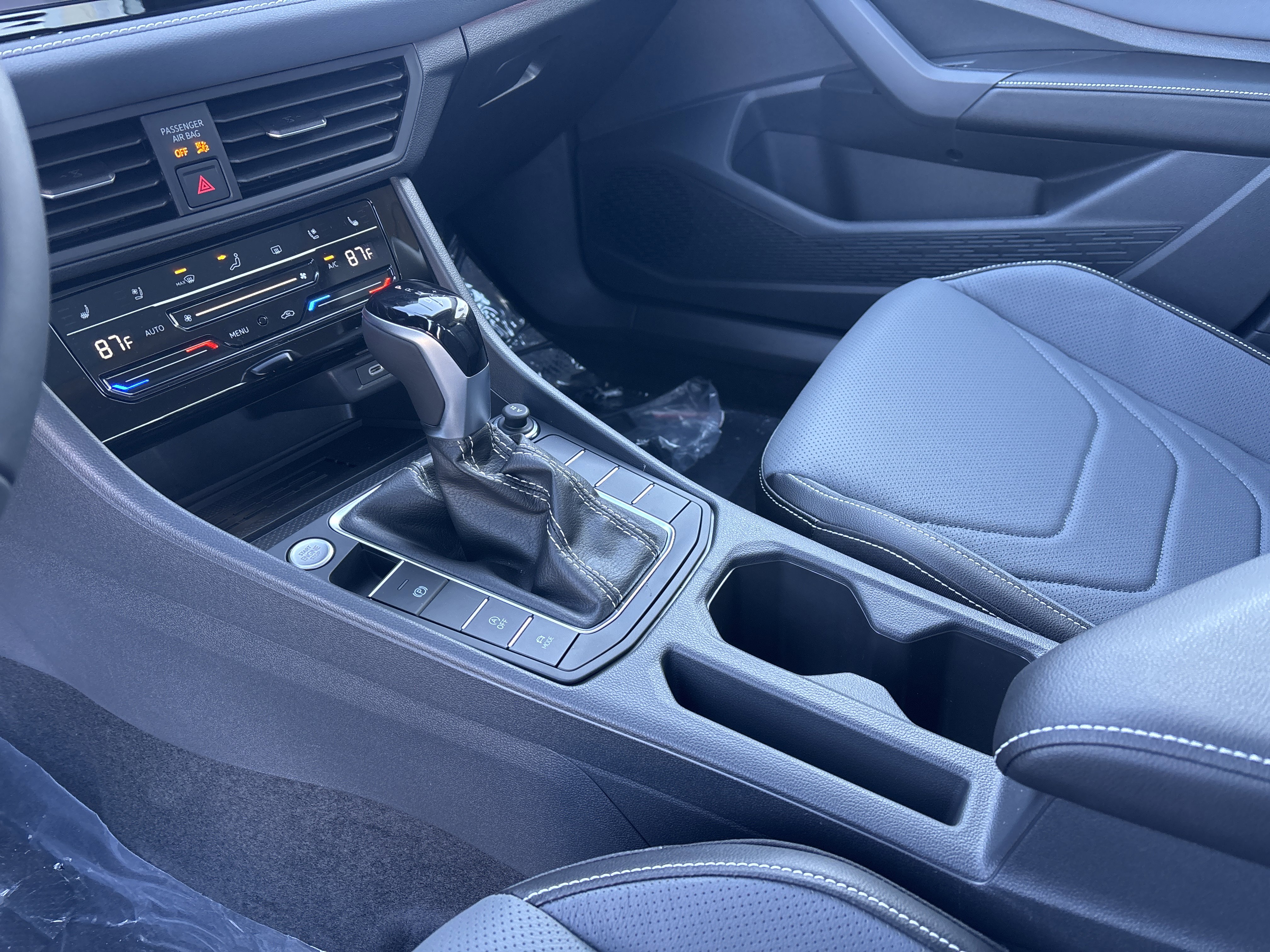 New 2026 Volkswagen Jetta SEL image 13